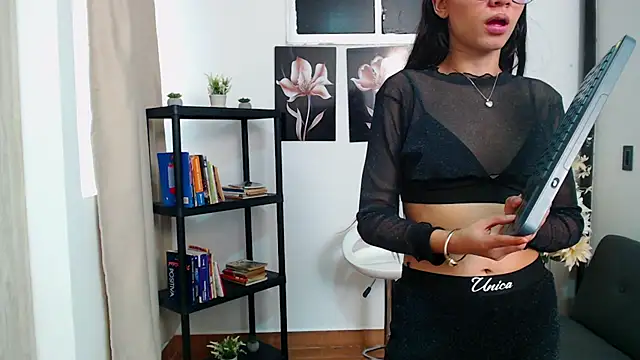 pinky f00x online show from 02-02-26, 08:29