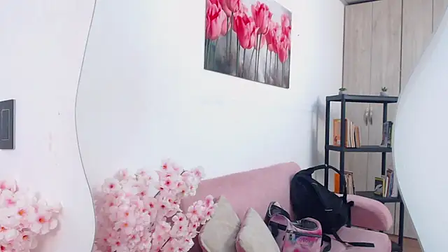 pinky f00x online show from 04-08-26, 07:25