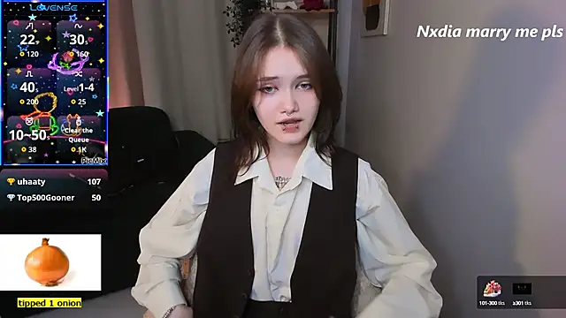 Snapshot of Dilara_xBaby chatting on 09-22-25, 01:57 Dilara xBaby online show from 09-22-25, 01:57