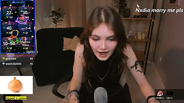 Snapshot of Dilara_xBaby chatting on 09-27-25, 02:33 Dilara xBaby online show from 09-27-25, 02:33