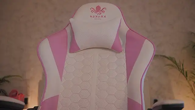 daisyblushh online show from 06-06-26, 09:47