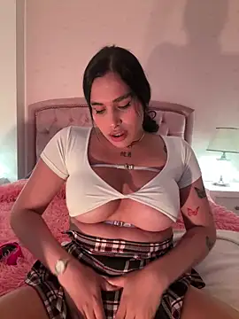 Bella  Wood online show from 10-01-25, 08:37