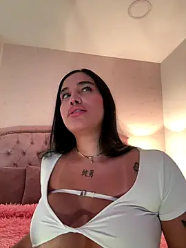 Bella  Wood online show from 12-14-25, 08:13