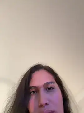 Snapshot of Bella__Wood chatting on 07-11-26, 10:00 Bella Wood online show from 07-11-26, 10:00