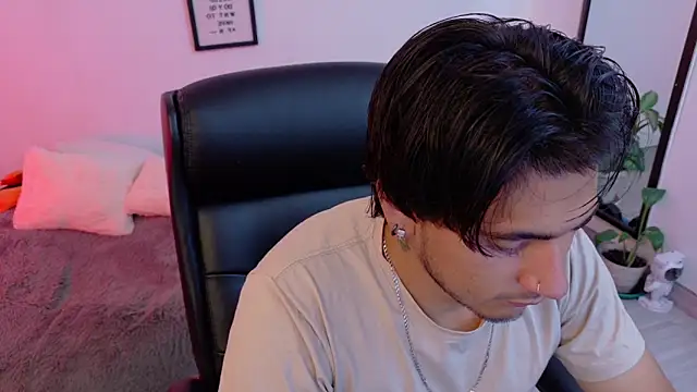 Elian savoy online show from 03-17-26, 11:02