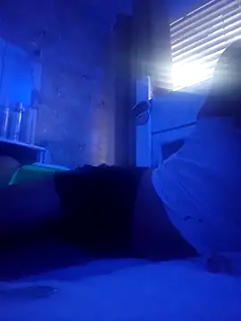 Tannedtattooed69 online show from 09-29-25, 06:07