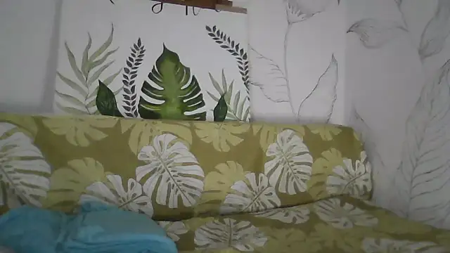 Catty Lady online show from 10-17-25, 06:54