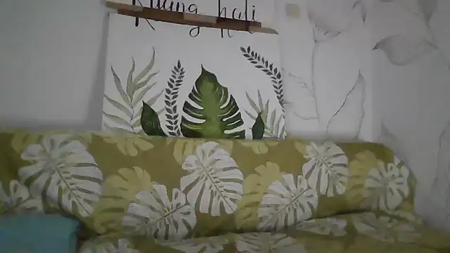 Catty Lady online show from 11-16-25, 06:13