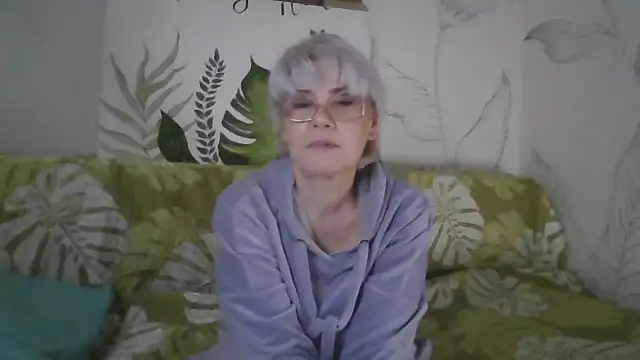 Snapshot of Catty_Lady chatting on 01-14-26, 07:30 Catty Lady online show from 01-14-26, 07:30