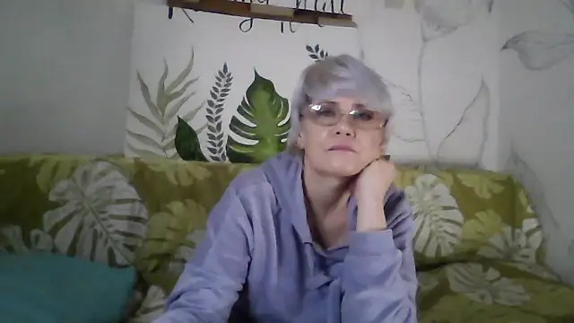 Snapshot of Catty_Lady chatting on 01-16-26, 08:02 Catty Lady online show from 01-16-26, 08:02