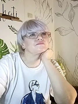 Snapshot of Catty_Lady chatting on 02-01-26, 07:12 Catty Lady online show from 02-01-26, 07:12