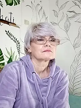 Snapshot of Catty_Lady chatting on 02-04-26, 08:58 Catty Lady online show from 02-04-26, 08:58