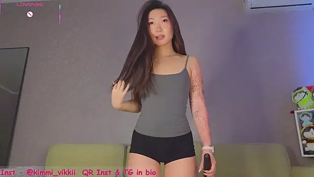 SooCutie online show from 04-25-26, 07:33