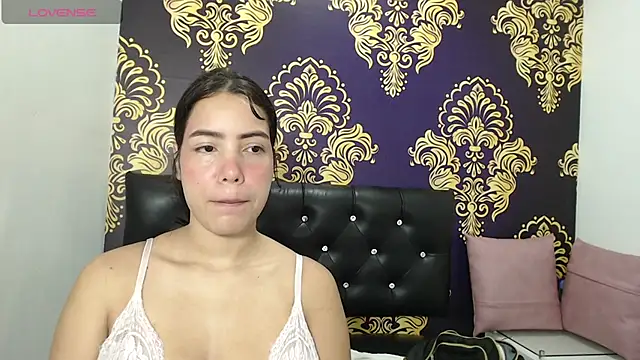Snapshot of BigBoobs_Goddess chatting on 10-17-25, 11:24 BigBoobs Goddess online show from 10-17-25, 11:24