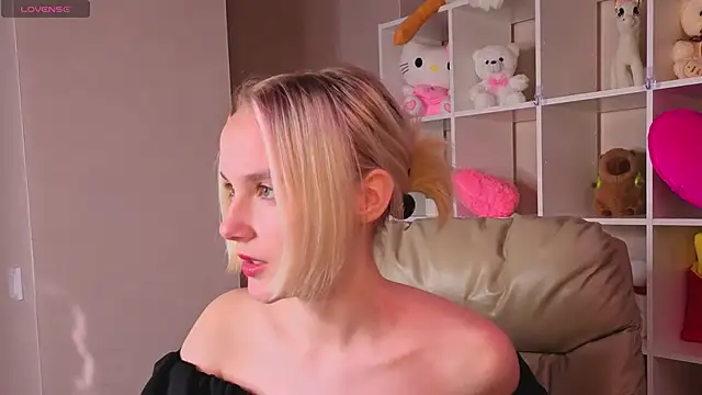 Carolin Miller online show from 09-15-25, 08:14