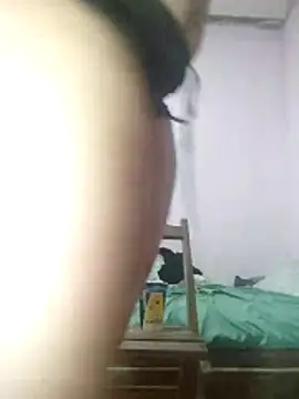 Snapshot of Rafaschuler chatting on 12-03-25, 11:36 Rafaschuler online show from 12-03-25, 11:36