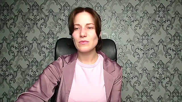 Kelly Kisss online show from 02-13-26, 12:23