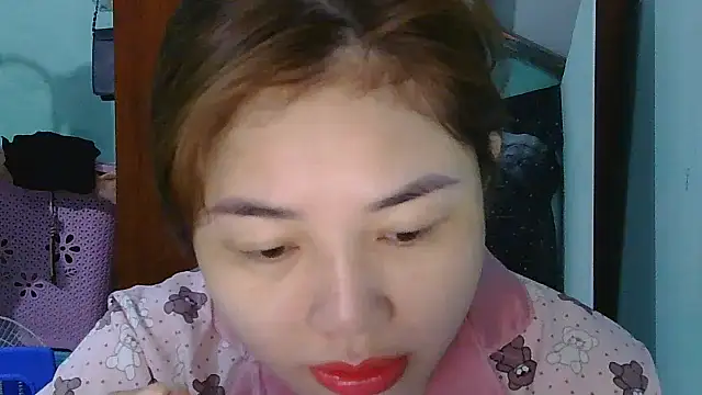 Uhem112 online show from 10-25-25, 01:35