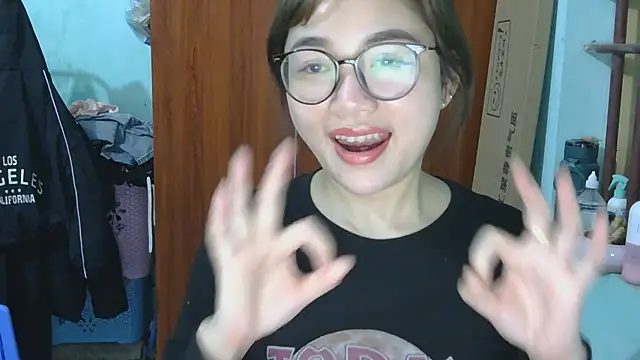 Uhem112 online show from 12-17-25, 12:55