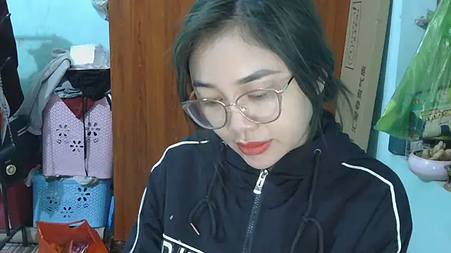 Uhem112 online show from 01-10-26, 01:07