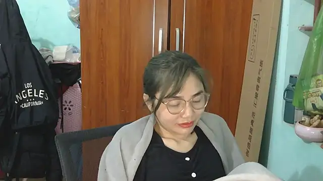 Uhem112 online show from 01-15-26, 01:16