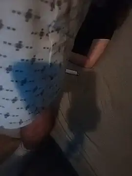 LesEspagnols online show from 11-22-25, 03:11