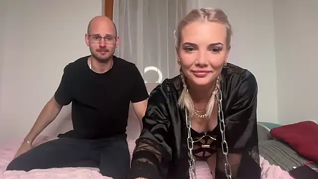 Foxy Bite online show from 09-27-25, 08:03