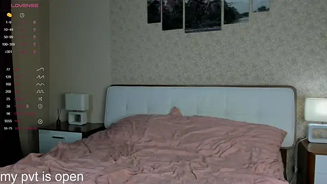 Anna mileer online show from 10-10-25, 01:26