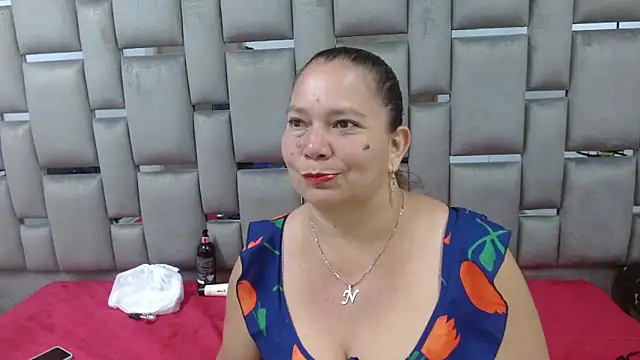 loly47 online show from 10-09-25, 06:06