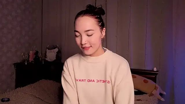 OdetteBiddy online show from 02-08-26, 08:12