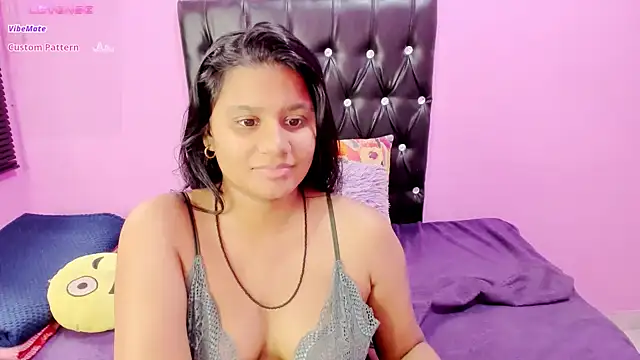 Snapshot of INDIANFLAME chatting on 01-18-25, 08:52 INDIANFLAME online show from 01-18-25, 08:52