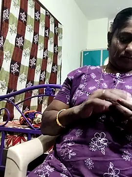 Snapshot of papukurty chatting on 05-17-26, 12:56 papukurty online show from 05-17-26, 12:56