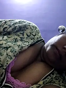 Snapshot of papukurty chatting on 05-26-26, 06:04 papukurty online show from 05-26-26, 06:04