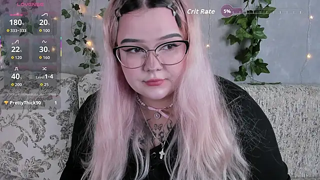 Snapshot of _CandyM1lky_ chatting on 06-15-26, 06:15 CandyM1lky online show from 06-15-26, 06:15