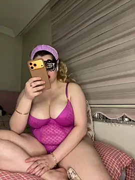 aydabella7777 online show from 03-29-26, 06:41