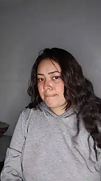Snapshot of Damii_001 chatting on 07-14-26, 01:41 Damii 001 online show from 07-14-26, 01:41