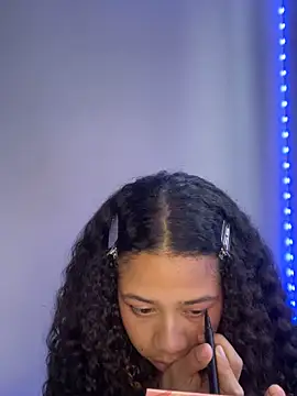 jadee8 online show from 11-18-25, 07:40