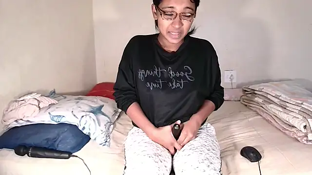 indiansweetflava online show from 07-07-26, 11:47