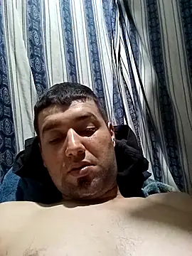 jjhojan11 online show from 02-08-26, 02:04