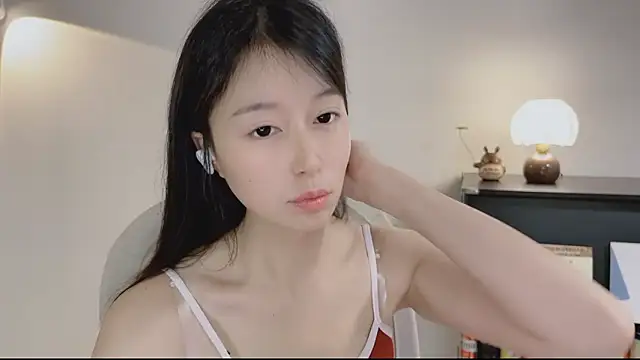 Onechestnut online show from 04-20-26, 04:59