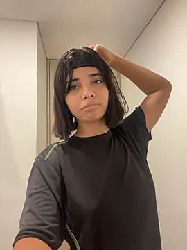 BarbieGirl xx online show from 01-09-26, 05:10