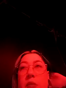 Dulcedeanis online show from 10-24-25, 04:42