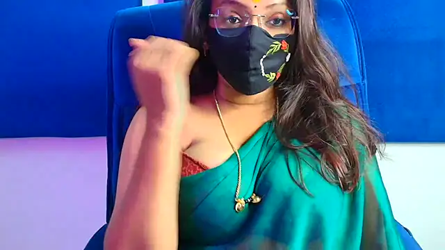 Snapshot of Anjalistar chatting on 06-14-26, 02:30 Anjalistar online show from 06-14-26, 02:30