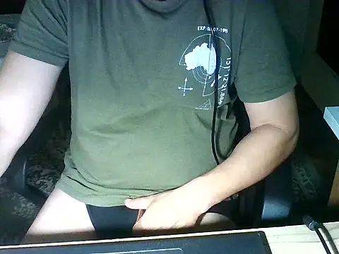 Snapshot of zee06 chatting on 11-04-25, 08:30 zee06 online show from 11-04-25, 08:30