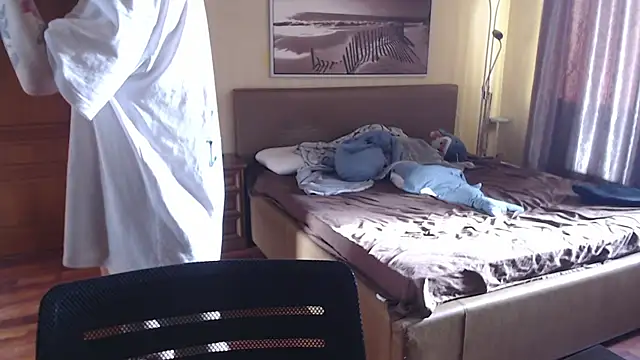 enchanting chloe online show from 11-16-25, 08:53