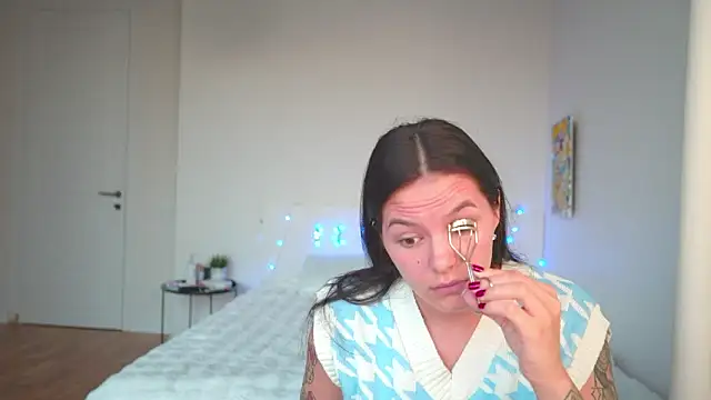 EwelynScott online show from 10-06-25, 03:48