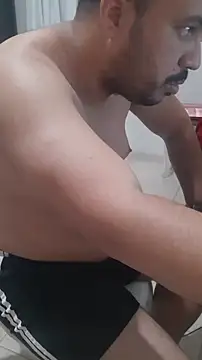 Urso Nerd online show from 10-12-25, 04:39