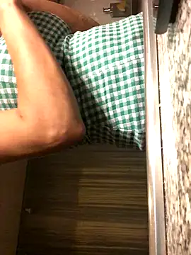 AlevNaz online show from 10-22-25, 03:56