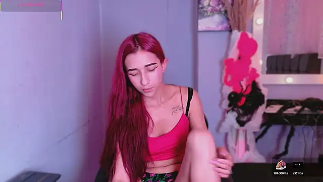 Snapshot of NataliaPrada_s chatting on 10-30-25, 05:35 NataliaPrada s online show from 10-30-25, 05:35