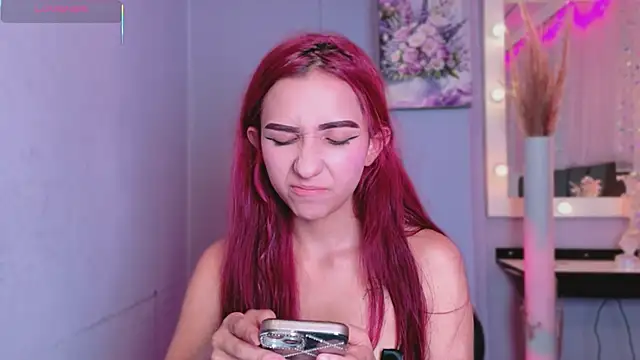 Snapshot of NataliaPrada_s chatting on 11-10-25, 04:17 NataliaPrada s online show from 11-10-25, 04:17